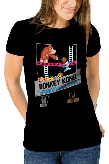 polera negra de mujer con diseño de caratula de donkey kong de nes versión moderna