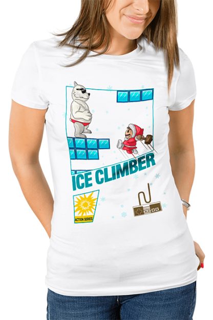polera blanca de mujer con diseño de caratula de ice climber de nes versión moderna